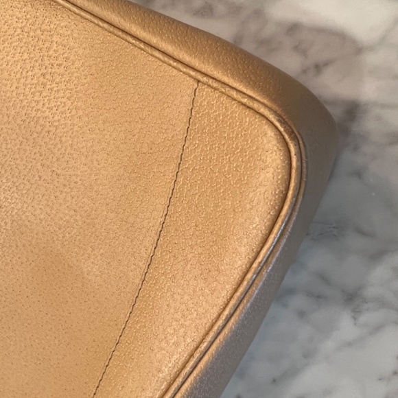 Vintage Gucci slide closure handbag - Picture 8 of 16